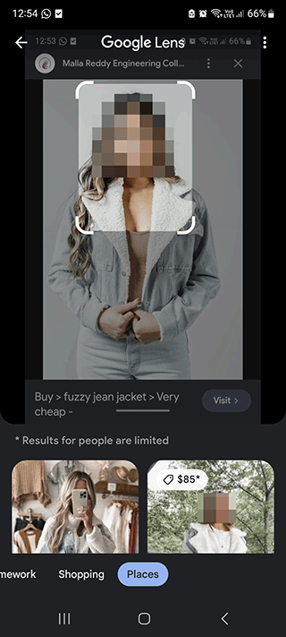 Скриншот: Нажмите на поисковую строку и выберите опцию Google Lens